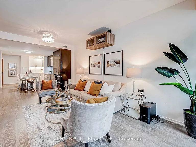 1 Bloor St E #515 — Photo 9