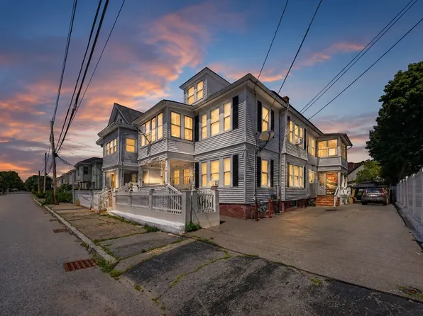 136-138 Sanborn St, Lawrence, MA 01843