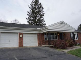 307 Hillcrest Rd, York, PA 17403