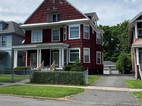 2nd image of 420 Stolp Ave