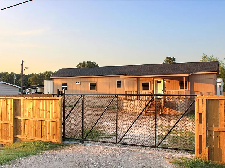 21615 Erika Ct — Photo 15