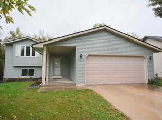 414 19th St SW, Rochester, MN 55902