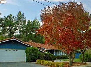 2 Southwaite Ct, Orinda, CA 94563