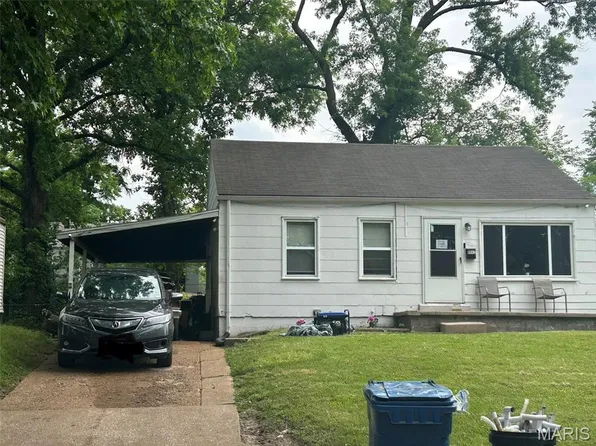 8042 Patterson Dr, Saint Louis, MO 63134