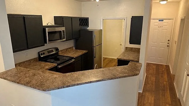 Wesley St. James Apartments at Sandy Springs — Photo 181