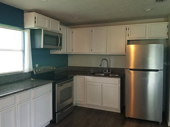 4th image of 5742 NE 14th Ave