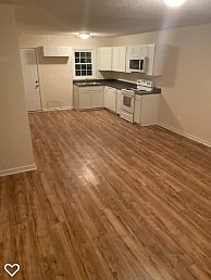 400 Rice Street - 402 — Photo 2