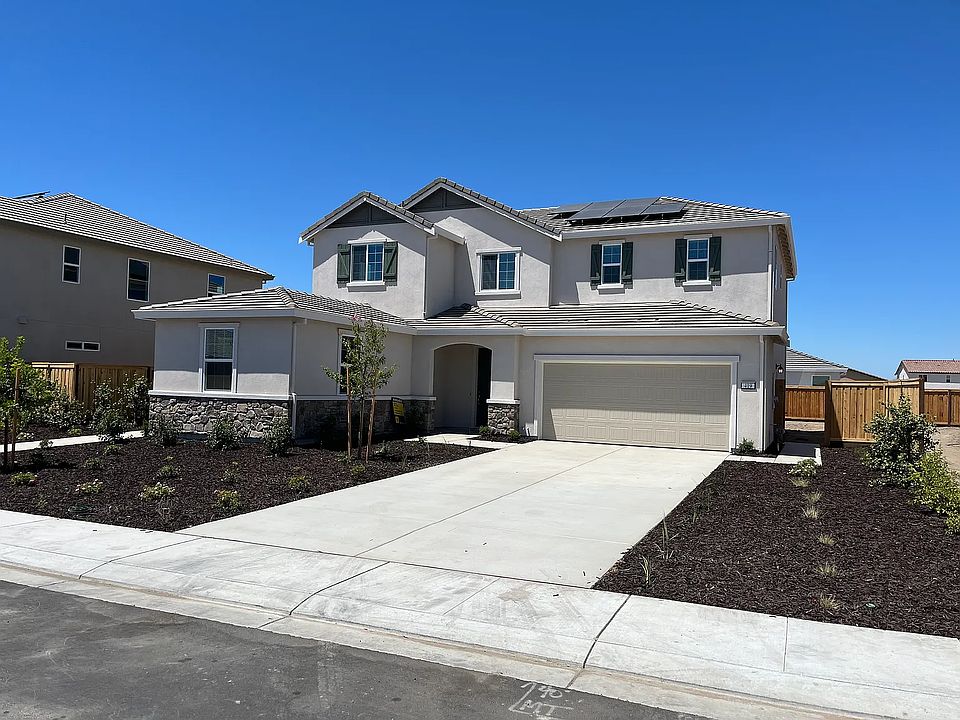 1st image of 419 Brachetto Ln