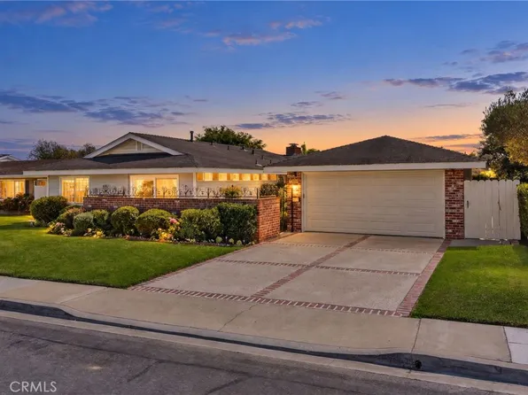 1407 Santanella Ter, Corona Del Mar, CA 92625