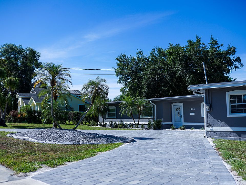 1st image of 544 Queens Mirror Cir