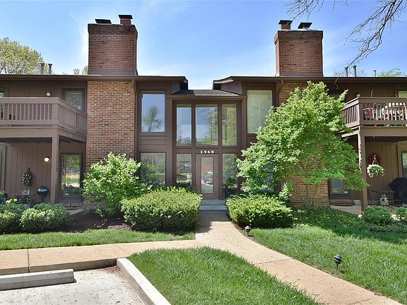 3rd image of 1968 Meadowtree Ln APT 1