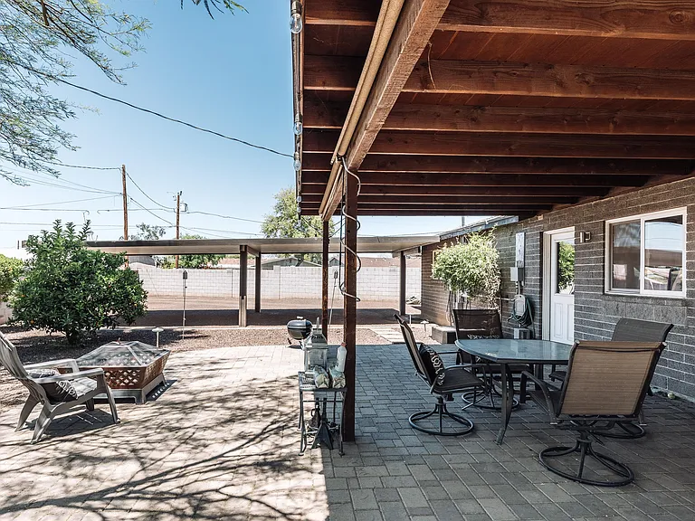 1624 S Parkside Dr — Photo 29