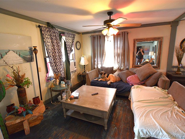 Listing photo 4