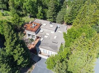 9 Valley Oak St, Portola Valley, CA 94028
