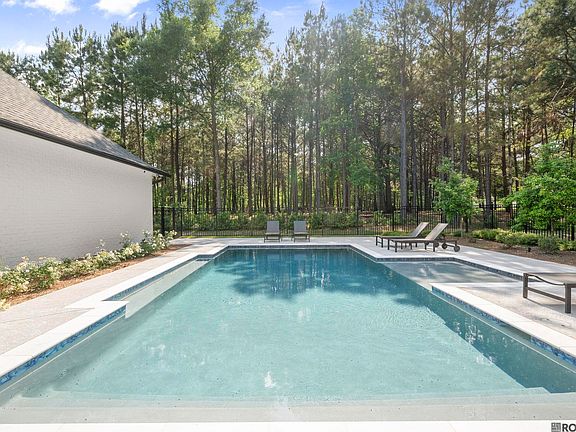 2nd image of 10108 Longleaf Ln