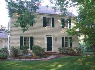108 Hedgerow Ln, West Chester, PA 19380