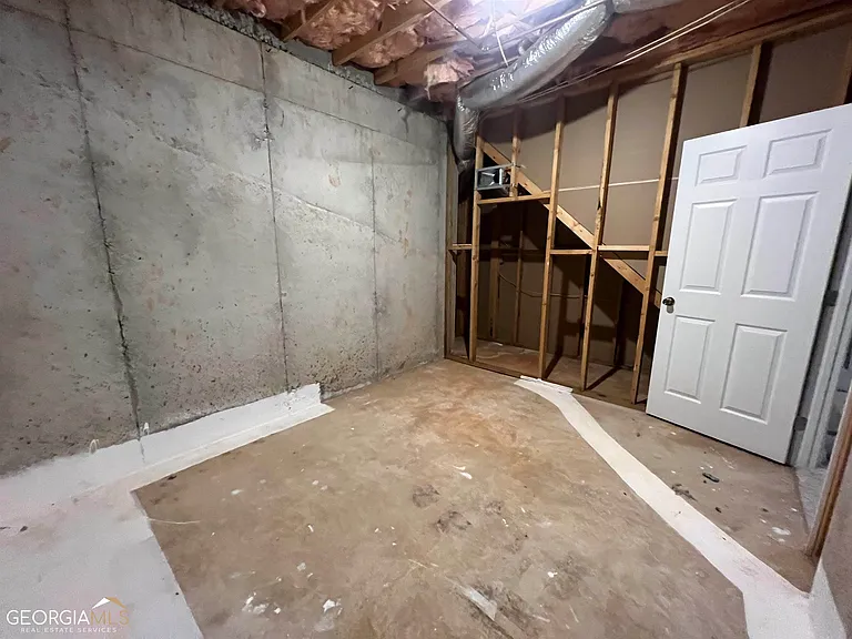1010 Jacob Dr — Photo 28