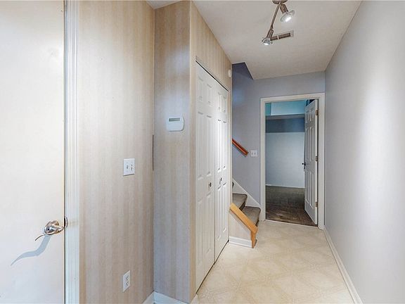 4th image of 771 Heath Ln
