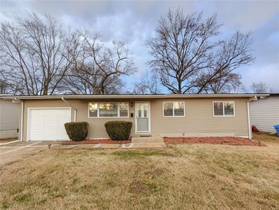 1435 Boulder Dr, Florissant, MO, 63031