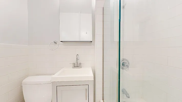 Rented by Metro Garden Realty NYC | media 18