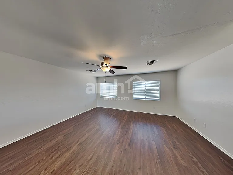 12438 W Windrose Dr — Photo 13