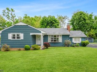 300 Arnold Ave, North Plainfield, NJ 07063