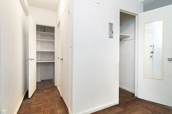 Rented by REAL New York | media 22