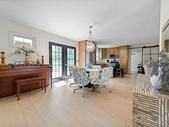 215 Link Rd, Cottontown, TN 37048