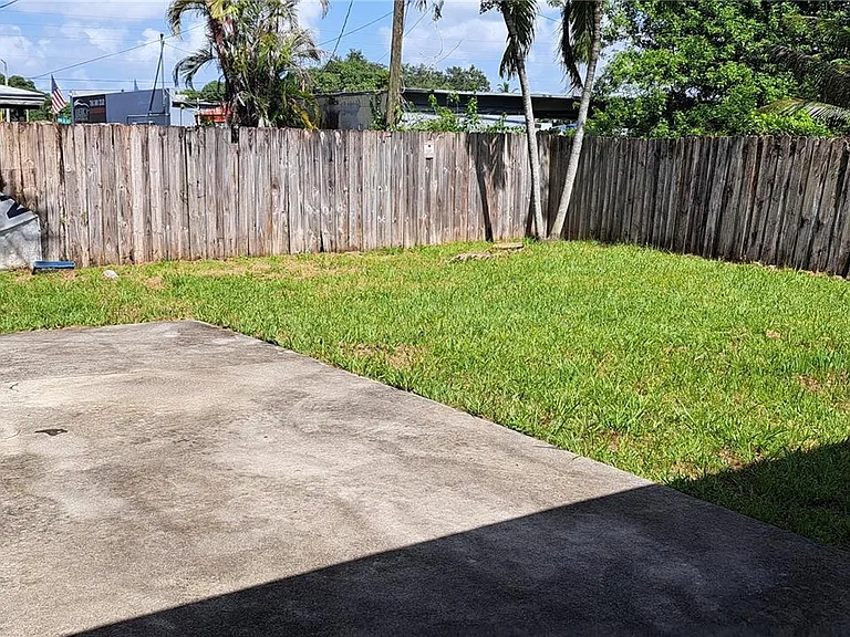 9754 NW 26th Ave #9754 — Photo 27