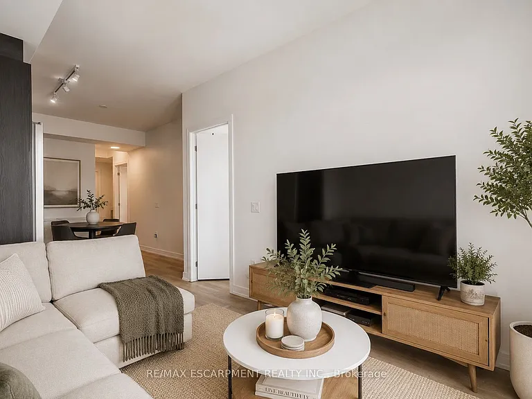 1 Jarvis St #1504 — Photo 9