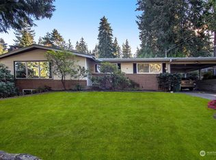 831 NE 128th St, Seattle, WA 98125