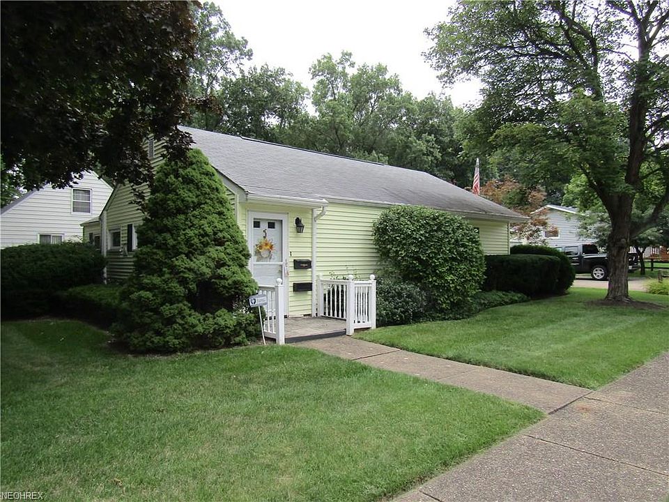 1st image of 740 Monroe Ave