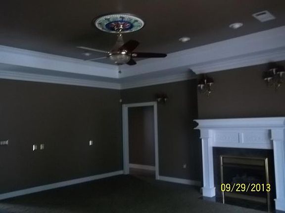 3rd image of 132 Wood St