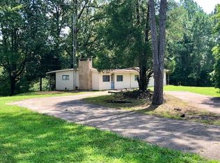 345 Parker Cemetery Ln, Buchanan, TN 38222