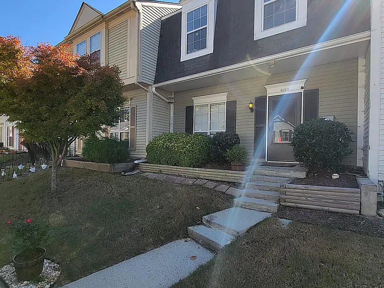 4025 Hancock Cir — Photo 3
