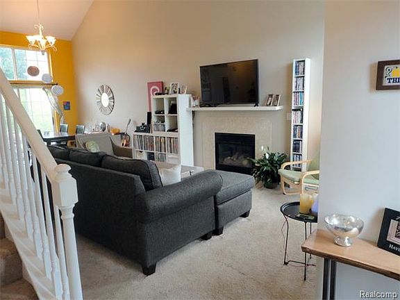 3rd image of 2672 Bonita Dr