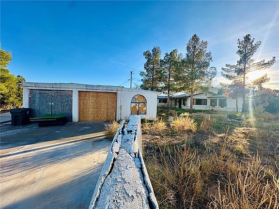 2nd image of 2790 E Jagerson Avenue