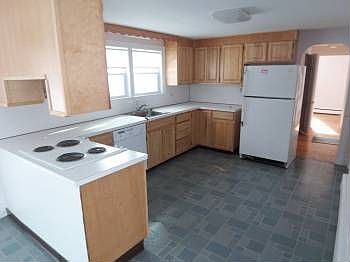 5th image of 9 Western Ave