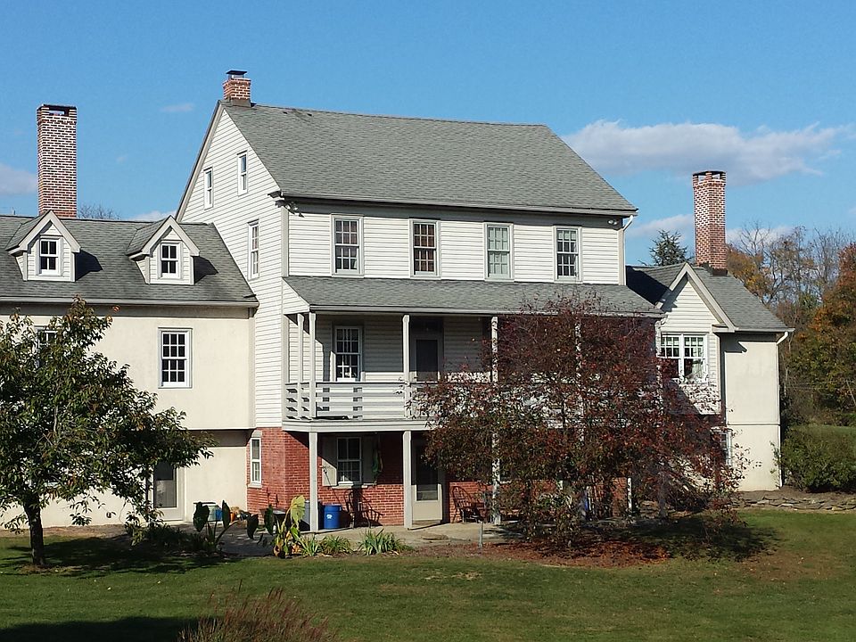 2nd image of 367 Swissdale Rd