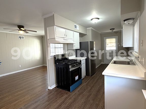 4th image of 1831 Myrna Ln