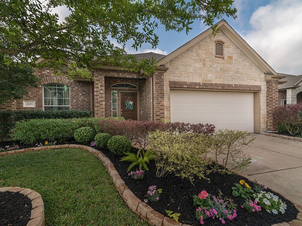 1st image of 2705 Domenico Ln