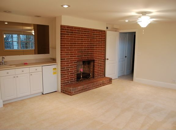 Family Room, wetbar & fireplace
