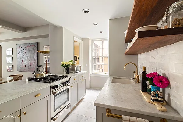 Rented by Corcoran | media 14