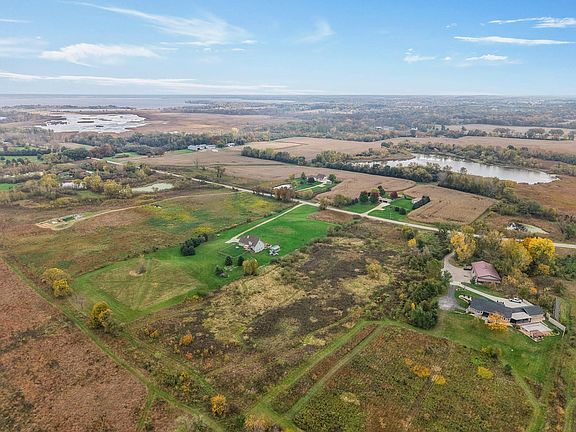5th image of N Charley Bluff Rd