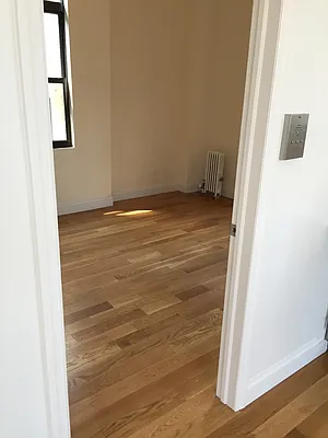 Rented by Sky Management | media 54