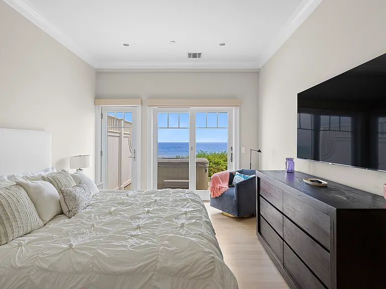 272 Old Montauk Hwy #6 — Photo 9