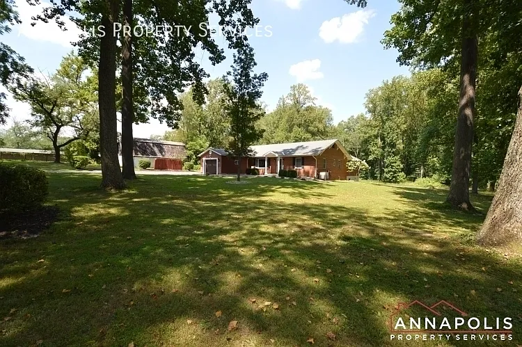 816 Maple Rd — Photo 38