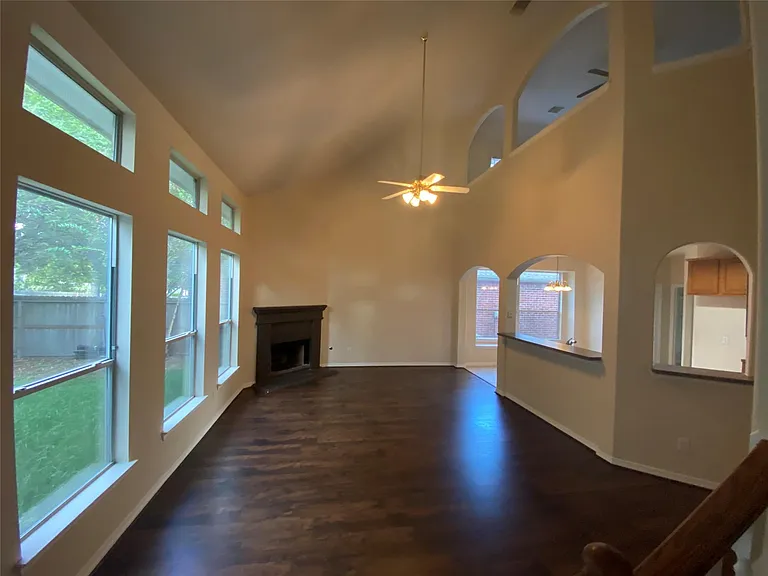 9210 Hidden Lake Cir E — Photo 17