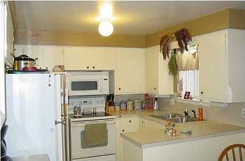 4th image of 5694 Juanita Dr SE