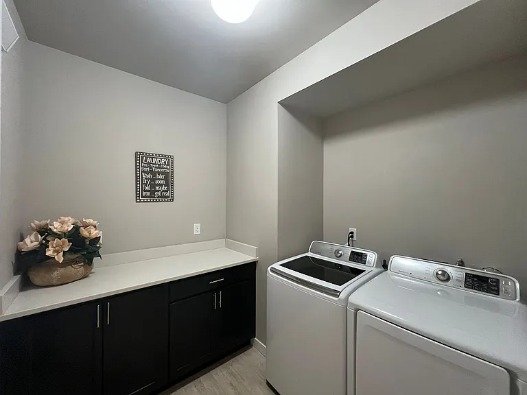 514 Fielding Ct — Photo 36